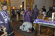 В Крестовоздвиженском соборе прошли Казанско-Богородицкого монастыря прошли праздничные богослужения.