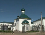 В день отдания Пасхи архиепископ Анастасий возглавил богослужения в храме при Казанской духовной семинарии.