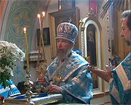 Архиепископ Анастасий совершил праздничные богослужения в Покровском храме г. Казани.